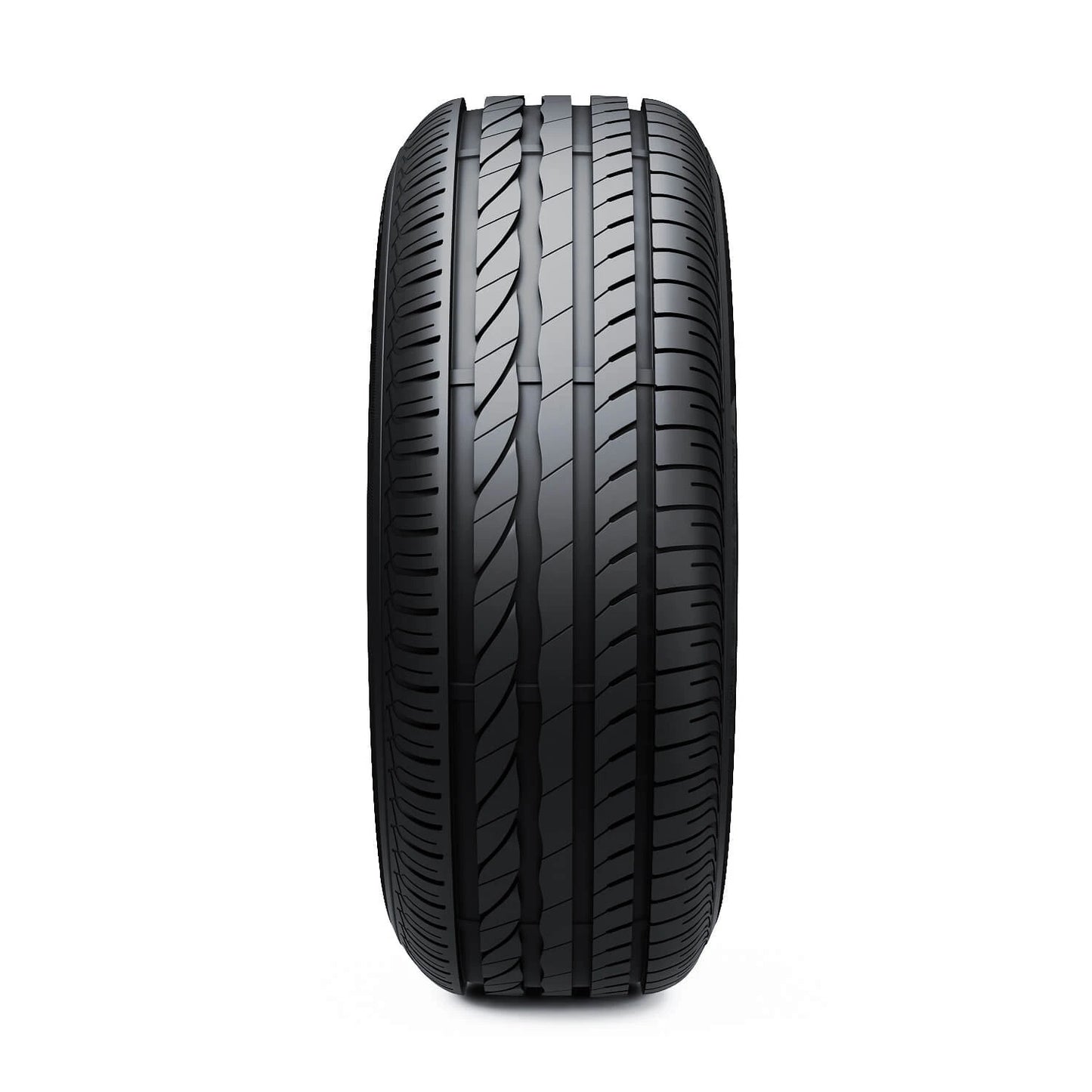 Auto en carretera mojada equipado con neumáticos Bridgestone Turanza ER300