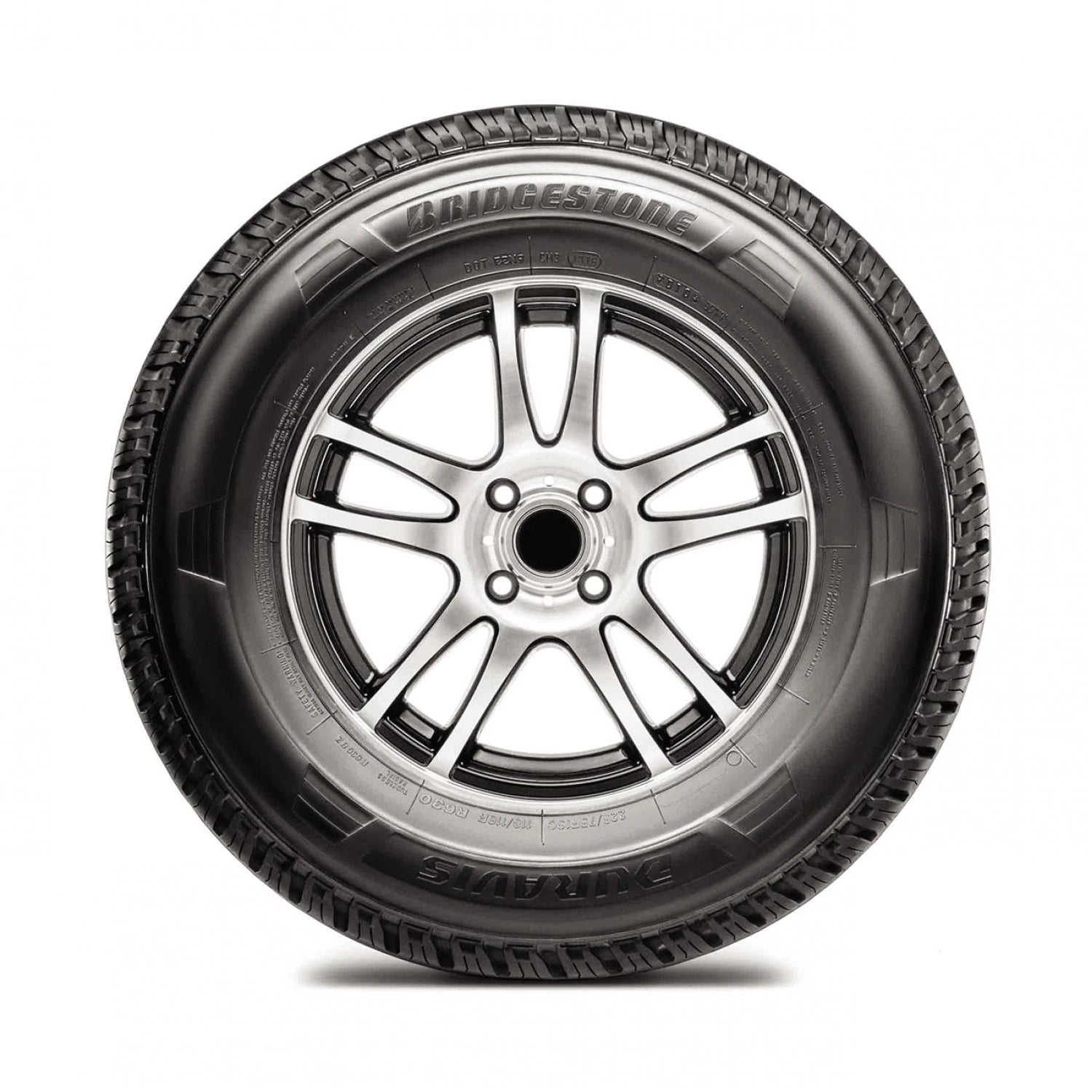 Camioneta de carga equipada con neumáticos Bridgestone Duravis R630 en ciudad


