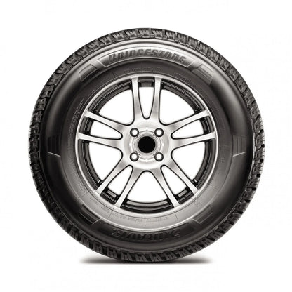 Neumático Bridgestone Duravis R630 205/70 R15 106R